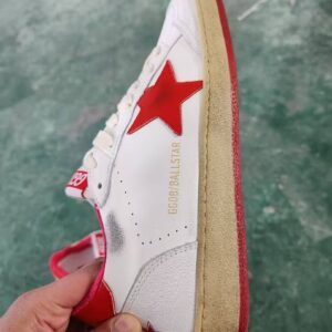 Golden Goose Ball Star White / Red Star