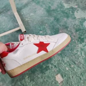 Golden Goose Ball Star White / Red Star