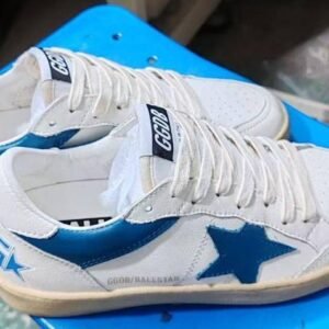 Golden Goose Ball Star LTD in nappa with turquoise leather star and white heel tab