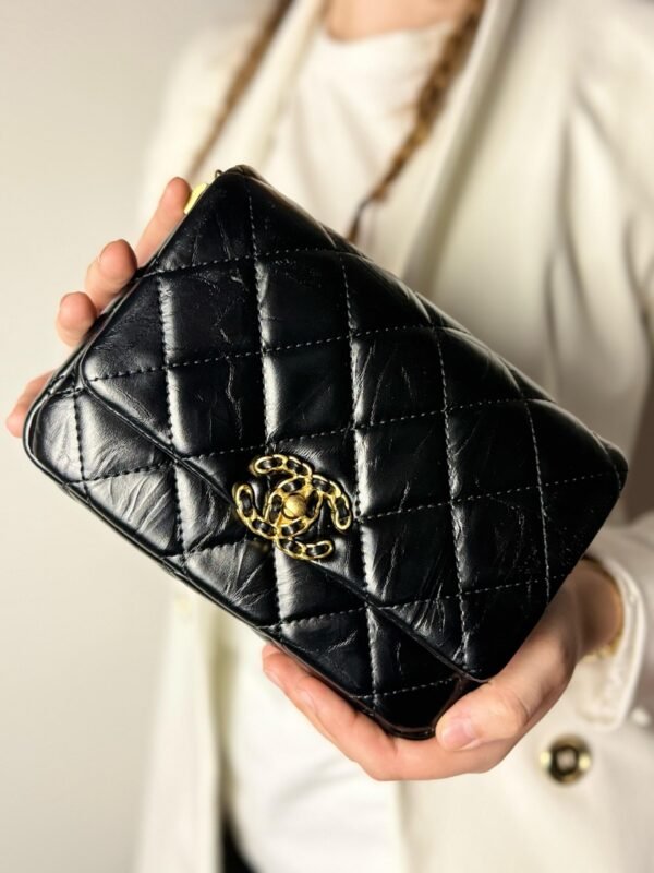 Chanel 22A Black On and On Chain Flap Shoulder Bag - Slika 2