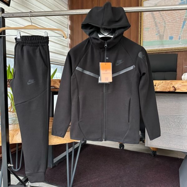 Komplet Nike Tech Fleece "Black" Kids - Slika 2