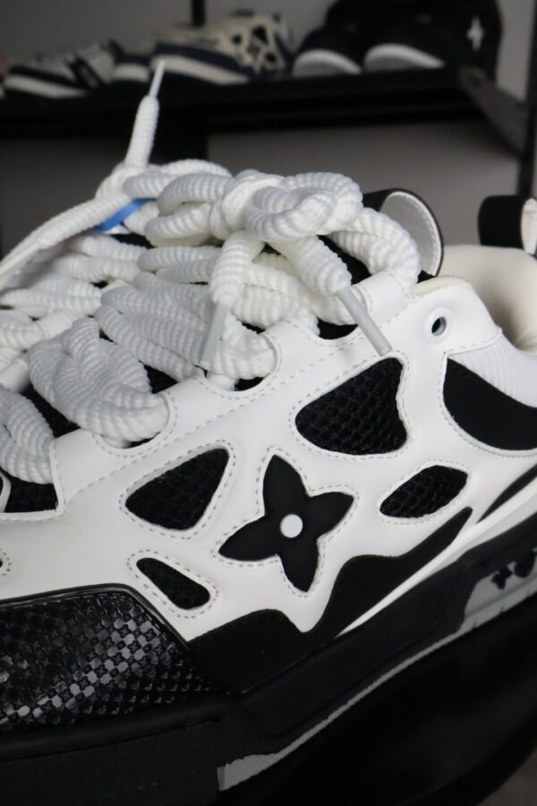 Louis Vuitton Skate Black Cream White - Slika 3