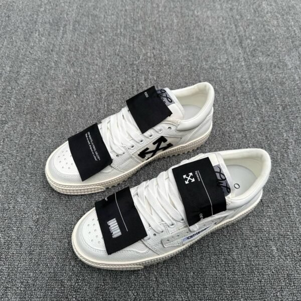 Off-White 3.0 Off Court Sneakers - White - Slika 2