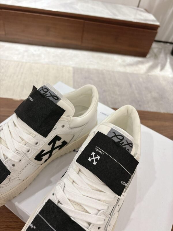 Off-White 3.0 Off Court Sneakers - White - Slika 6