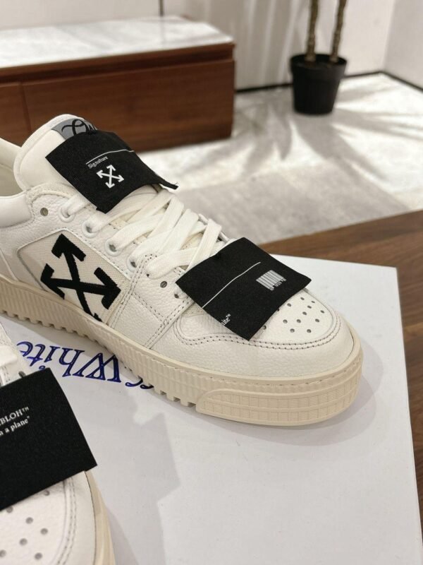 Off-White 3.0 Off Court Sneakers - White - Slika 10