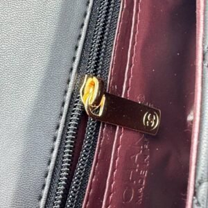Chanel top bag - Black