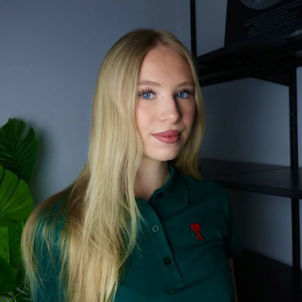 Ami majica / Dark Green / Red Logo