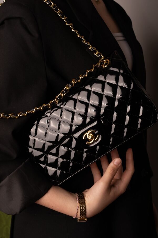 CHANEL Matelasse Double Face Chain Shoulder Bag Enamel Black - Slika 2