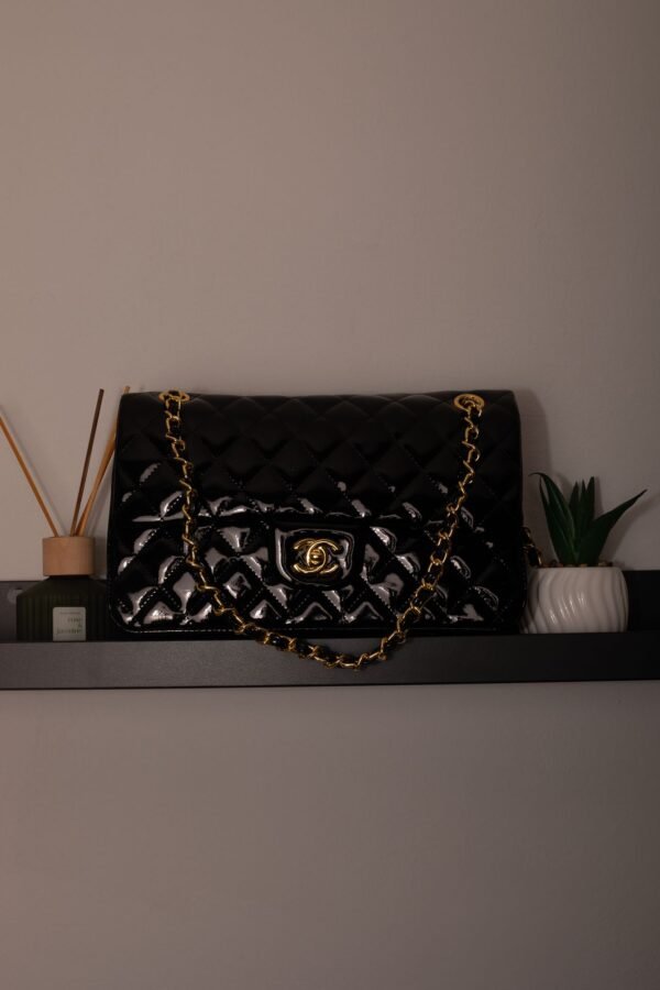 CHANEL Matelasse Double Face Chain Shoulder Bag Enamel Black - Slika 4