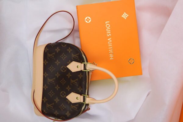 Louis Vuitton Nano Alma Monogram - Slika 2