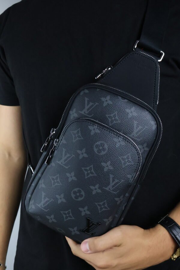 Louis Vuitton Monogram Eclipse Avenue Sling Bag - Slika 4