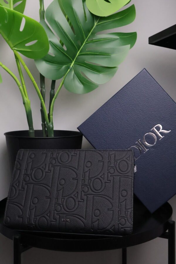 Christian Dior A5 Triangle Pouch D Gravity Leather Black - Slika 2