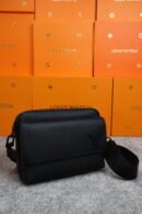 Louis Vuitton Noir Leather Pilot Wearable Wallet