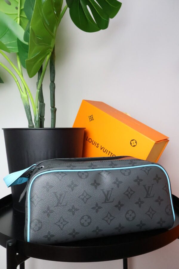 Louis Vuitton Monogram Eclipse Reversion Dopp Kit - Slika 2