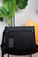 Louis Vuitton Aerogram Takeoff Pouch