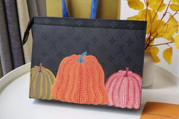 Louis Vuitton Pochette Voyage - Slika 9