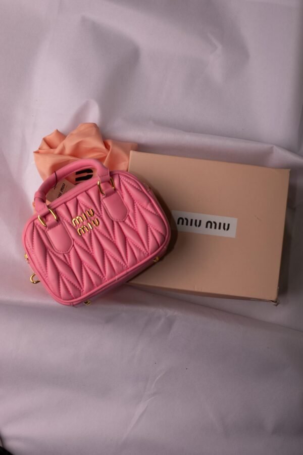 Arcadie leather handbag Miu Miu Pink - Slika 2