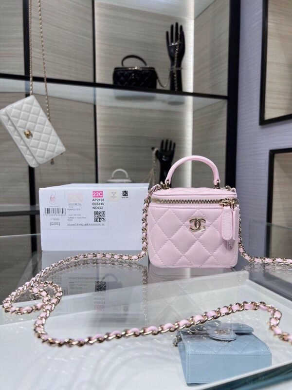 Chanel Mini Top Handle Vanity With Chain Light Pink Lambskin Gold Hard - Slika 10