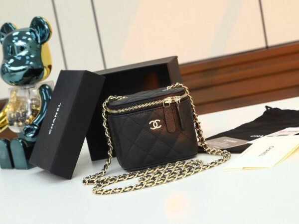 Chanel Mini Metal Vanity With Chain Black Lambskin Aged Gold Hard - Slika 9