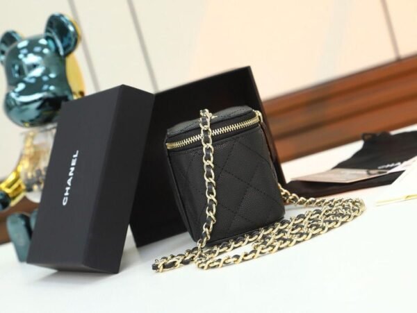 Chanel Mini Metal Vanity With Chain Black Lambskin Aged Gold Hard - Slika 10