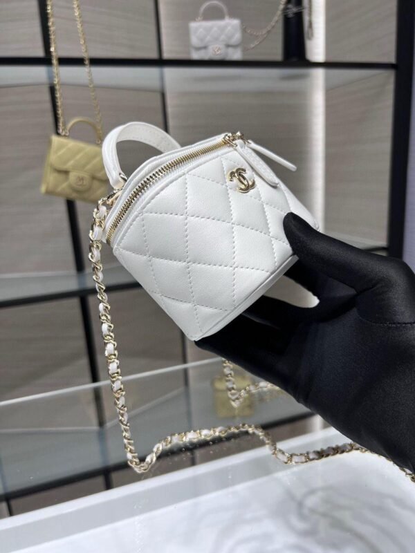 Chanel Mini With Chain white Lambskin Gold Hard - Slika 6