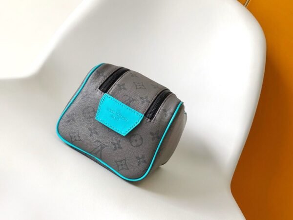 Louis Vuitton Monogram Eclipse Reversion Dopp Kit - Slika 9