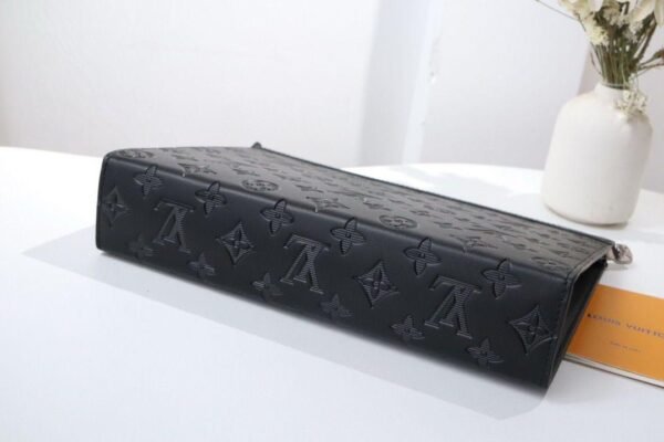 Louis Vuitton black bag - Slika 4
