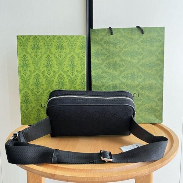 Gucci GG Supreme Black Crossbody Bag - Slika 7