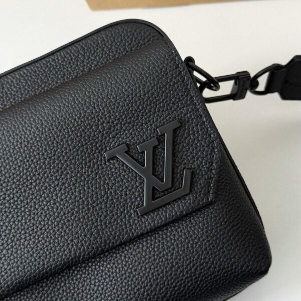 Louis Vuitton Noir Leather Pilot Wearable Wallet
