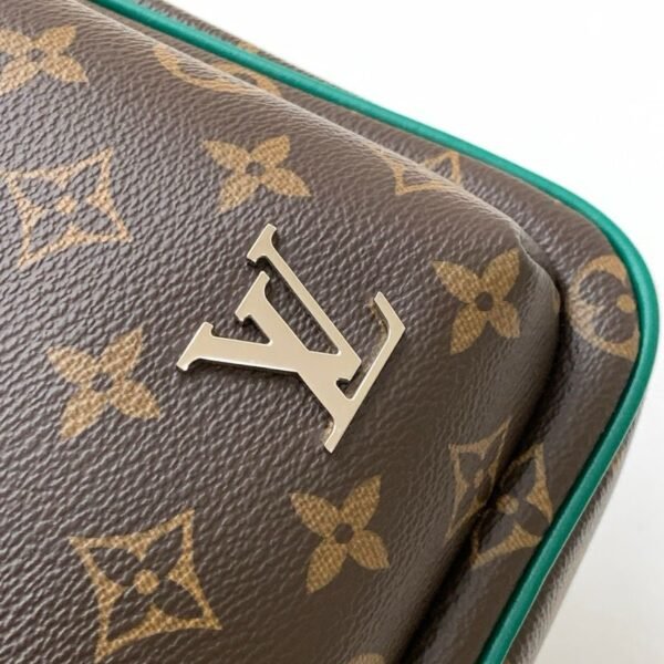 Louis Vuitton Avenue Slingbag