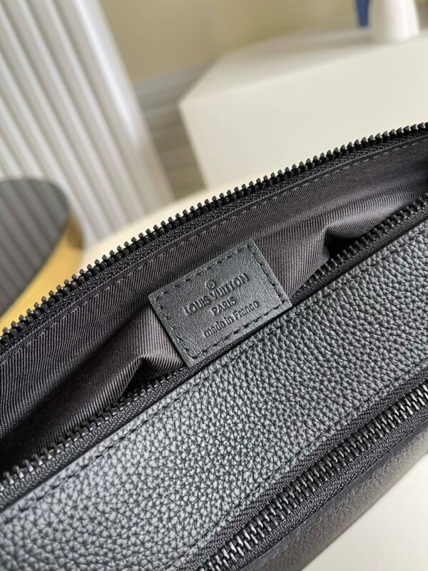 Louis Vuitton Aerogram Takeoff Pouch - Slika 2