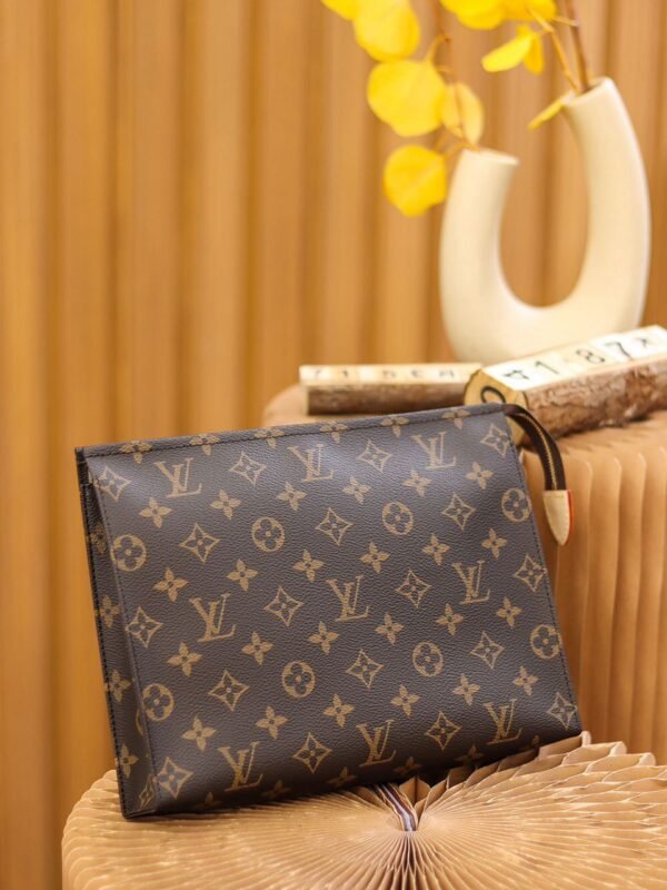 Louis Vuitton Toiletry Pouch 26 Monogram Brown - Slika 8