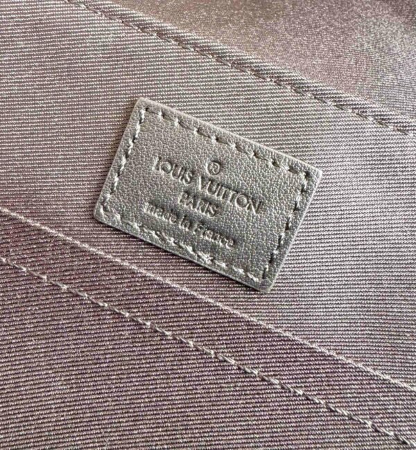 Louis Vuitton Monogram Eclipse Small Messenger Bag - Slika 12