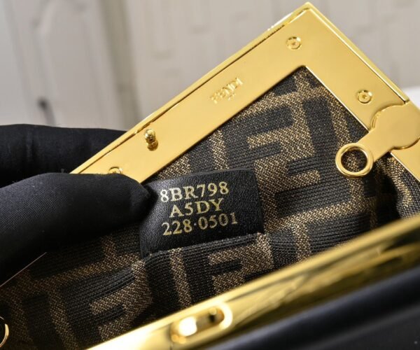 Fendi Brown Zucca Coated - Slika 4