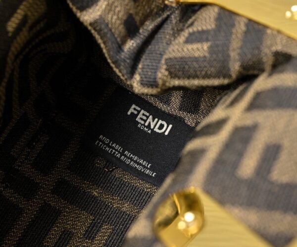 Fendi Brown Zucca Coated - Slika 3
