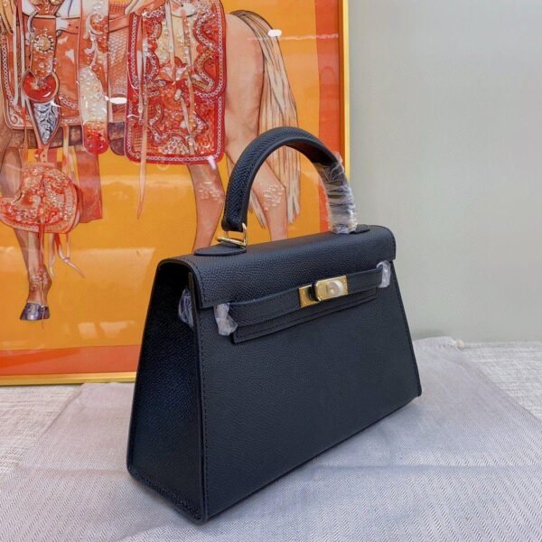 Hermes Kelly bag