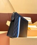 LOUIS VUITTON Pochette Voyage MM Graphite Damier