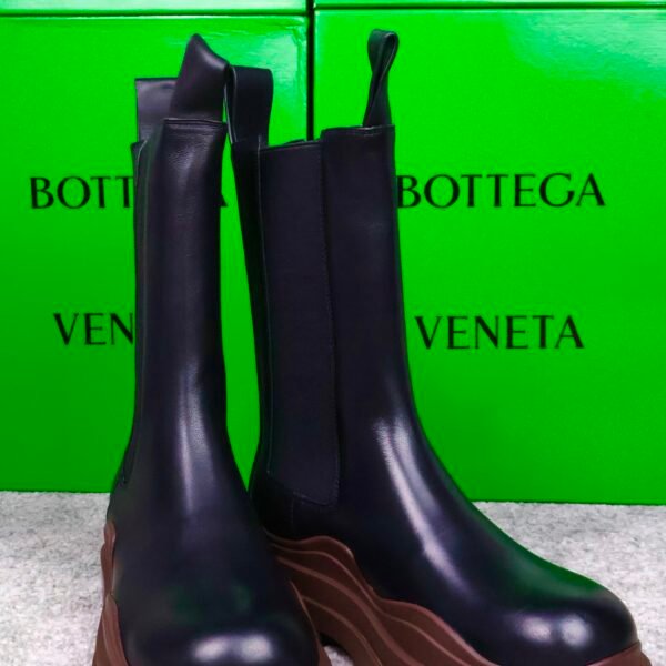Bottega Veneta Tier Ankle boots Black/Brown