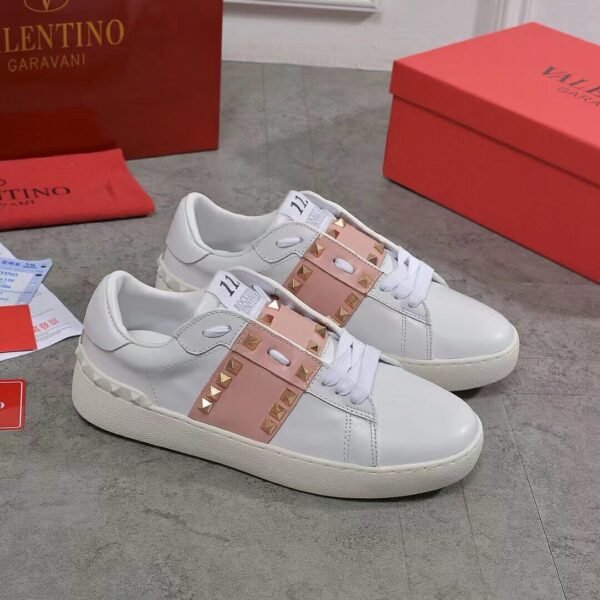 Valentino Garavani Rockstud Pink/White