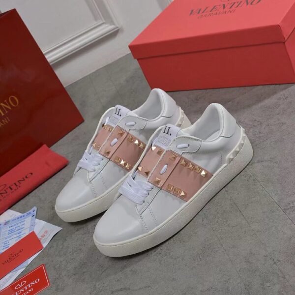 Valentino Garavani Rockstud Pink/White