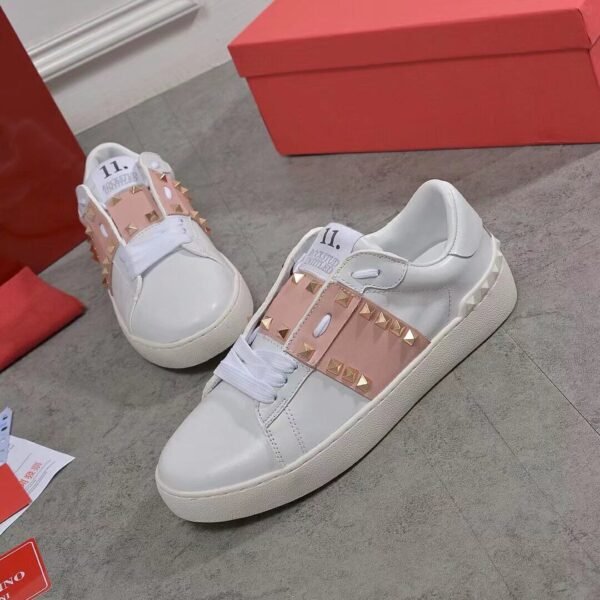 Valentino Garavani Rockstud Pink/White