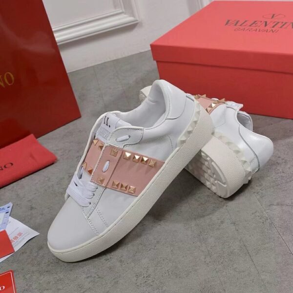 Valentino Garavani Rockstud Pink/White