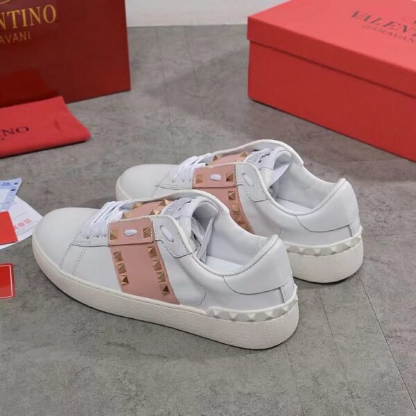 Valentino Garavani Rockstud Pink/White