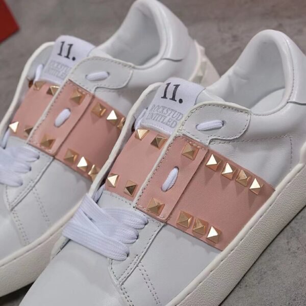Valentino Garavani Rockstud Pink/White