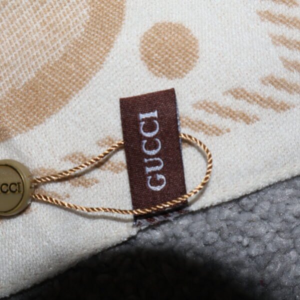 Gucci Šal Design Logo