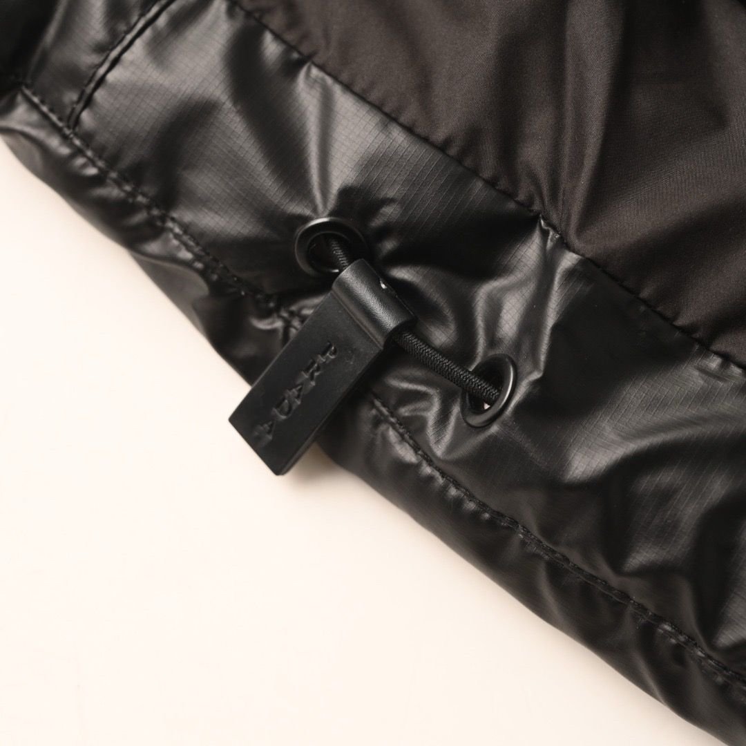 Prada Puffer Jakna Black - Slika 8
