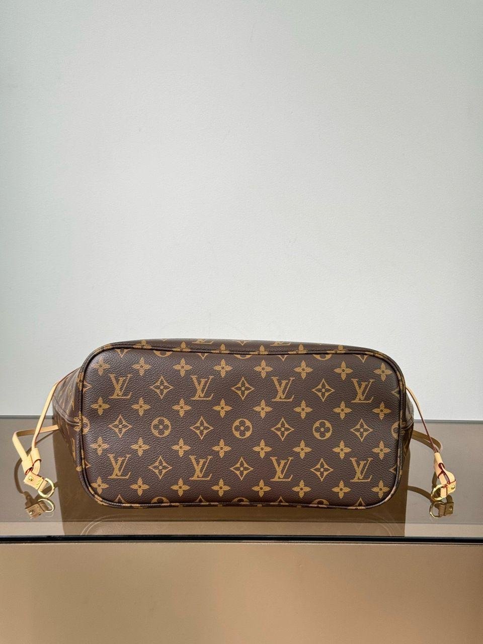 Louis Vuitton Monogram Neverfull Tote Bag - Slika 6
