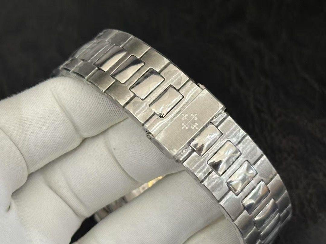 Patek Philippe Nautilus 39 - Slika 14