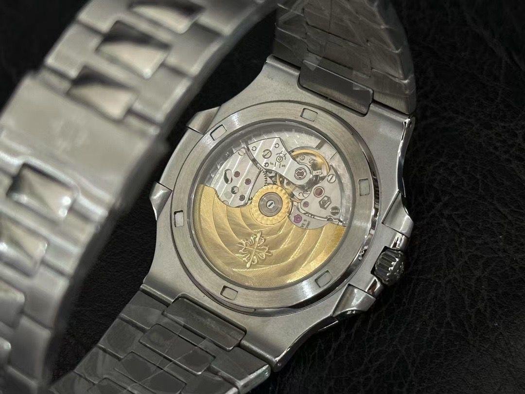 Patek Philippe Nautilus 39 - Slika 9