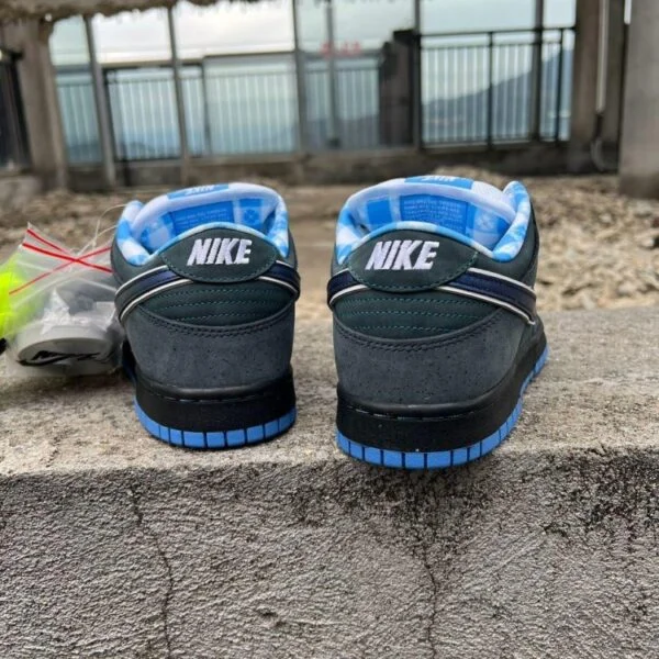 Nike SB Dunk Low Premium "Blue Lobster"